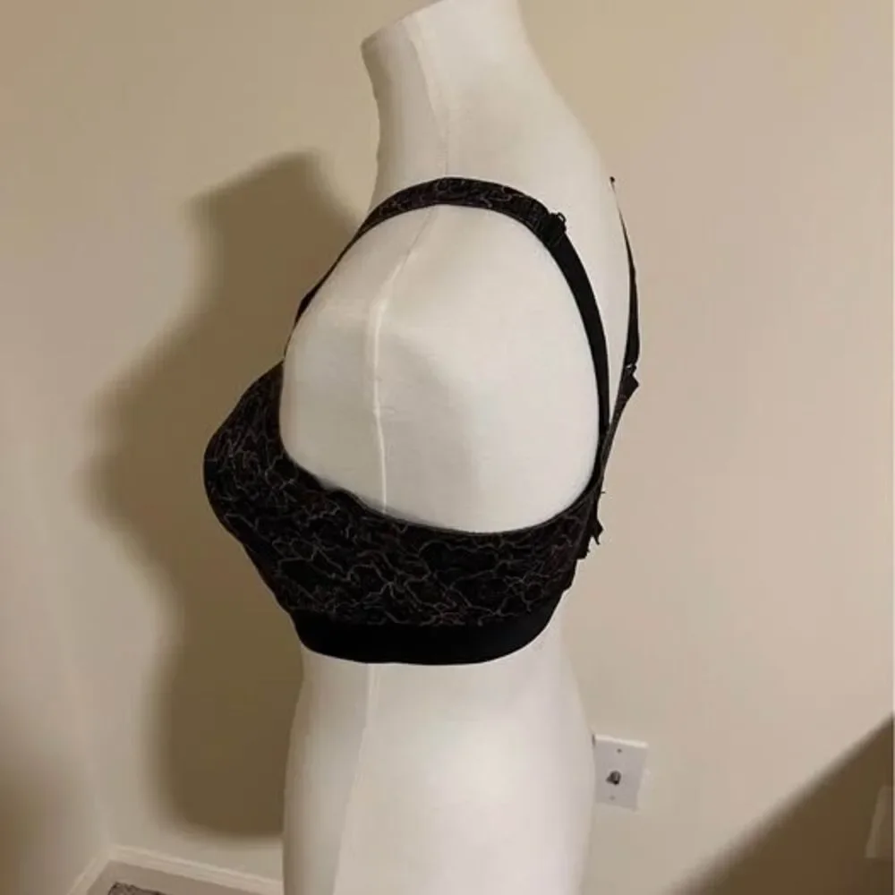 Lululemon sports bra 38D black pink pattern